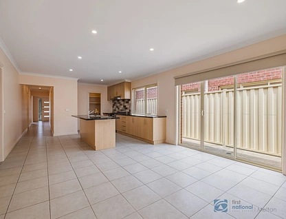 2/11 Panorama Avenue, Melton West, Western Region, 3 Schlafzimmer, 2 Badezimmer, Unit