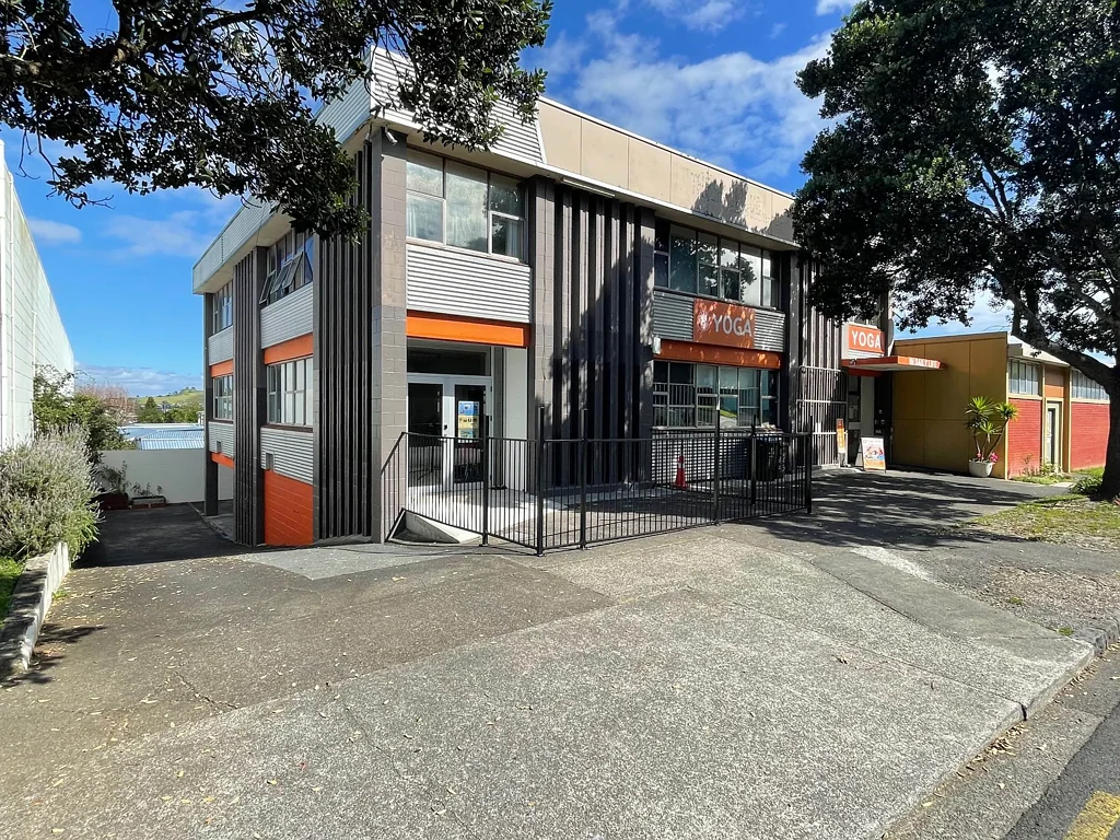 Onehunga 250M² ONEHUNGA OFFICE/RETAIL