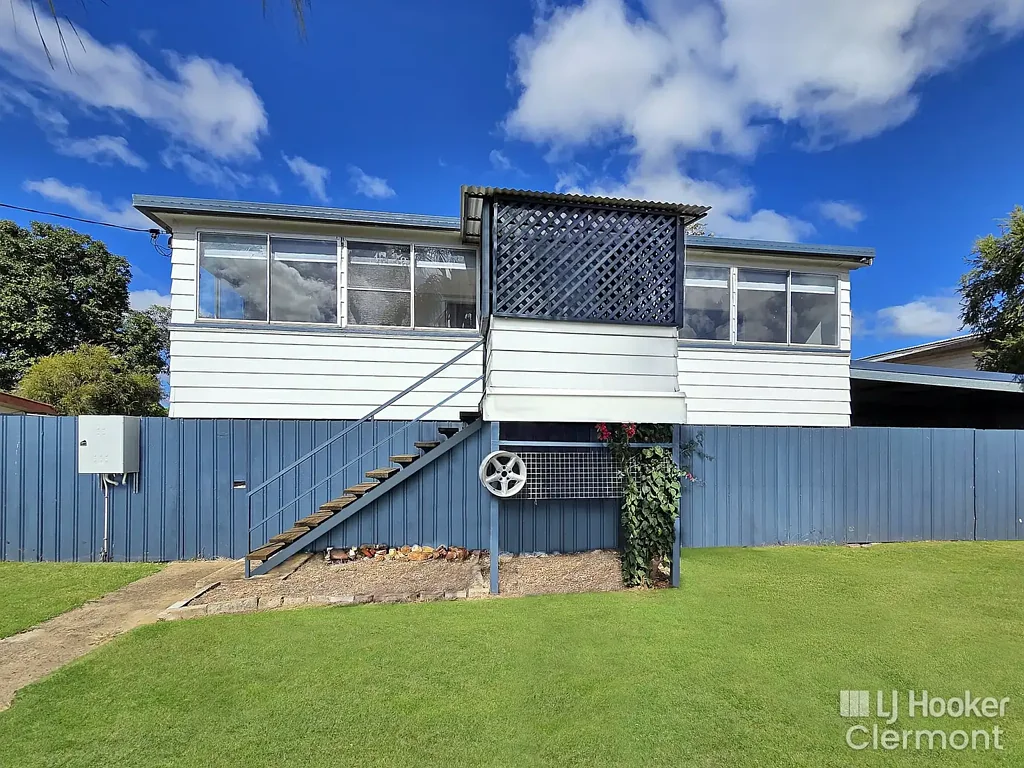 Clermont 4chambre Spacious Family Living with Room to Grow