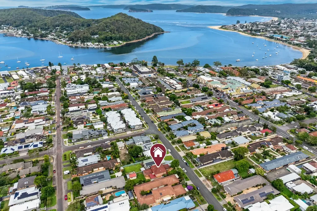 Booker Bay 5ห้องนอน Expansive Family Sanctuary with a Sought-After Address.