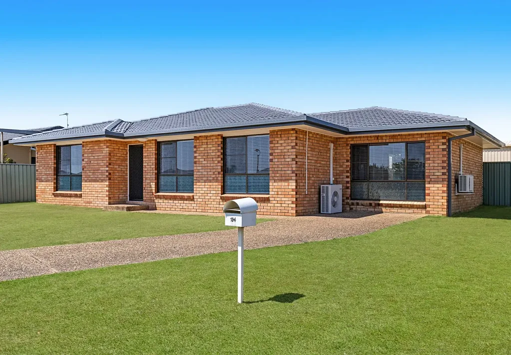 194 Ogilvie Road, Warwick, QLD 4370