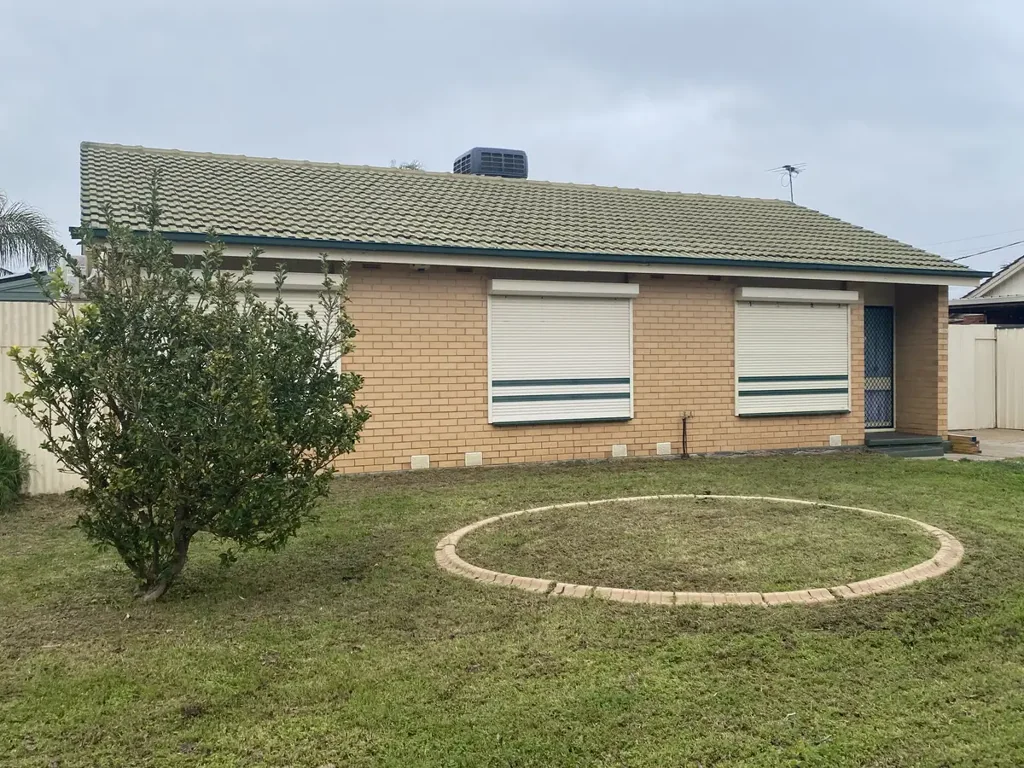 Spacious Family Home with Rumpus Room in Smithfield Plains