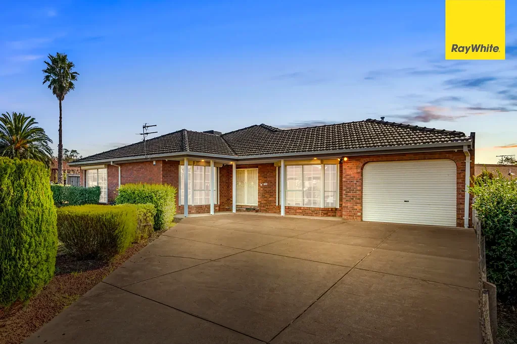 9 Bungarra Court, Kurunjang, VIC 3337