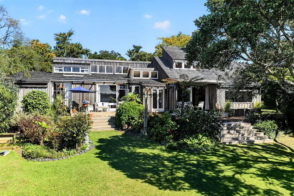 Takapuna 5कमरा Historic Lakefront Estate - Becroft House