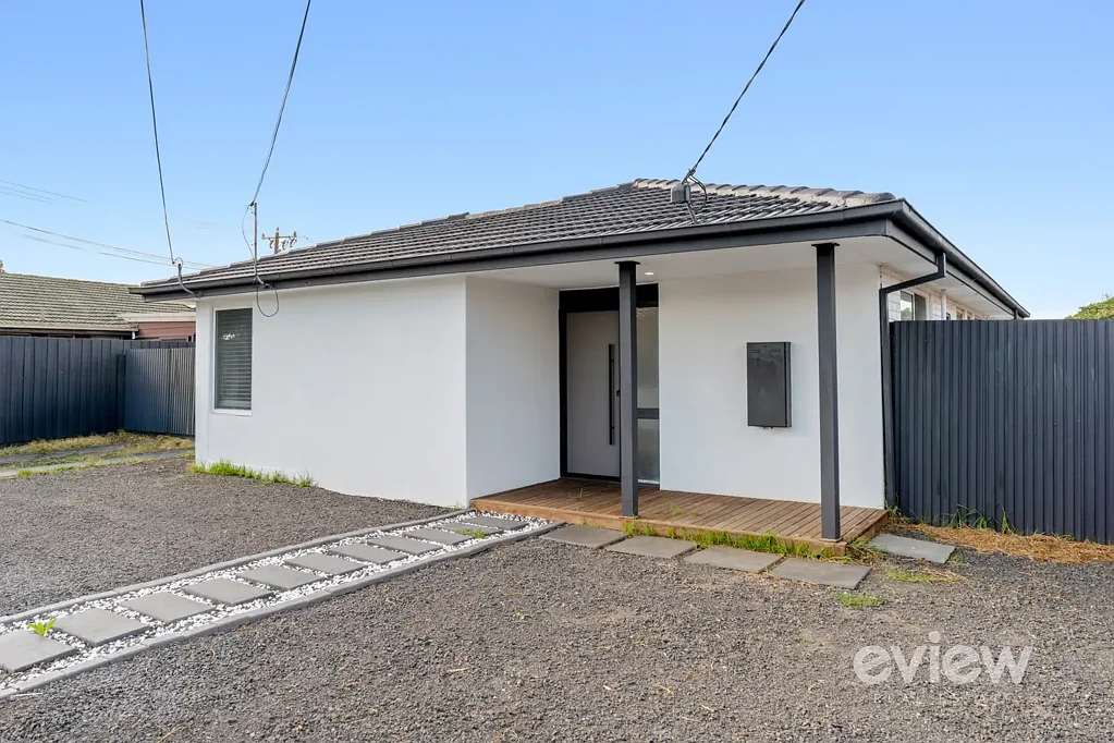 Newly Renovated 3-Bedroom Family Home in Werribee!