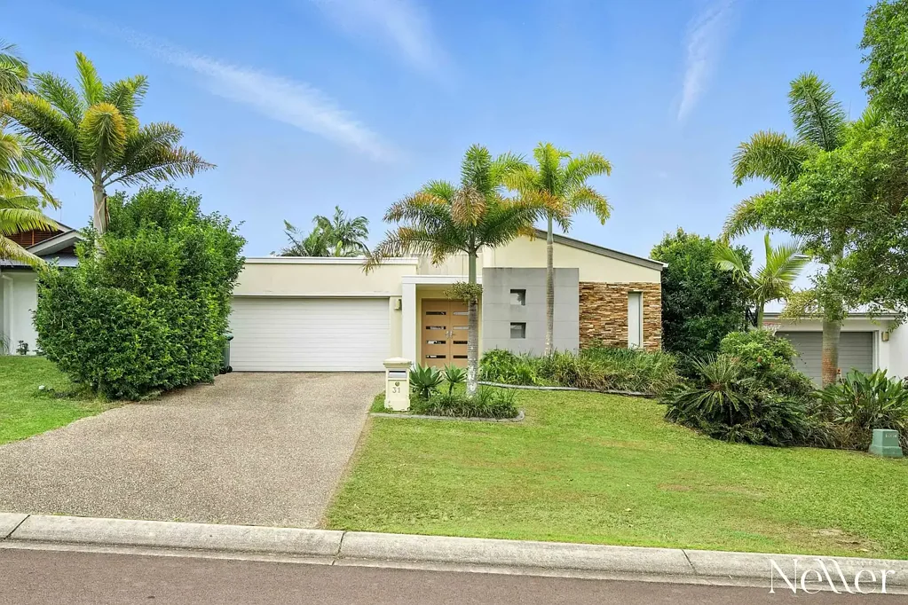 Peregian Springs 4房  Invest in Lifestyle & Location: Family-Friendly Living in Peregian Springs