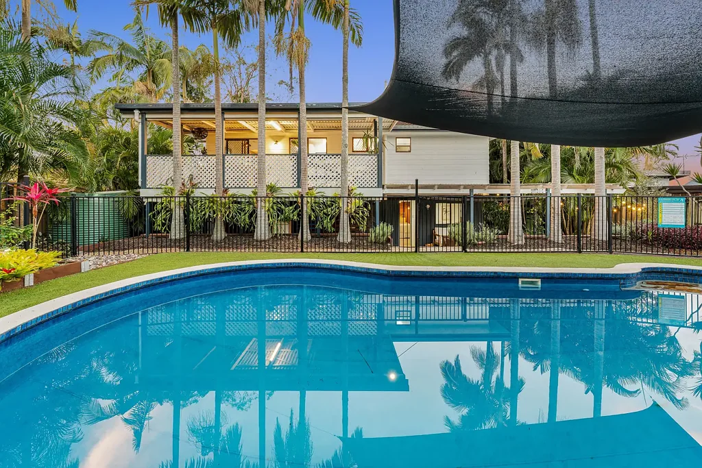 15 Leonie Street, Camira, QLD 4300