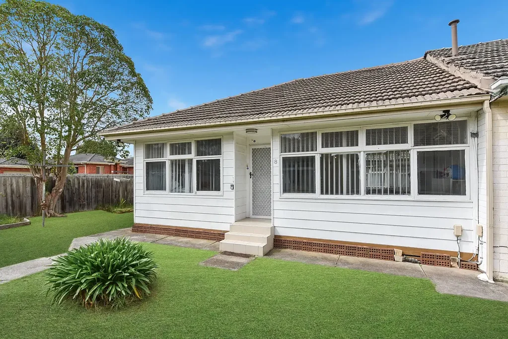 Noble Park 2部屋 The Brief:
Secure low-maintenance investment or first home with strong rental appeal