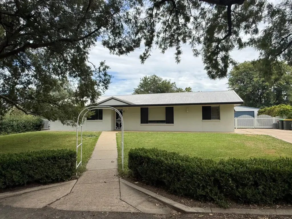 17 Courallie Street, Moree, NSW 2400