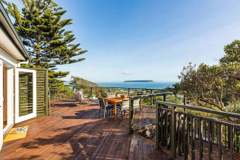 Plimmerton 3房  The One You've Been Waiting For! TENDER