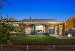 19 Bridgewater Grove, Thomastown