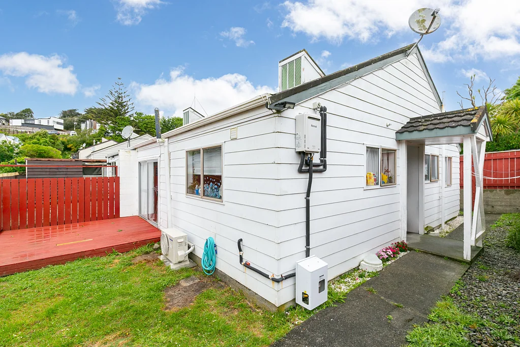 1/146 Newlands Road, Newlands, Wellington