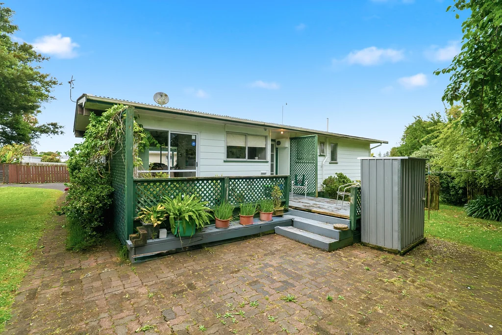 Manurewa 3Zimmer Hidden Gem + Massive Land
