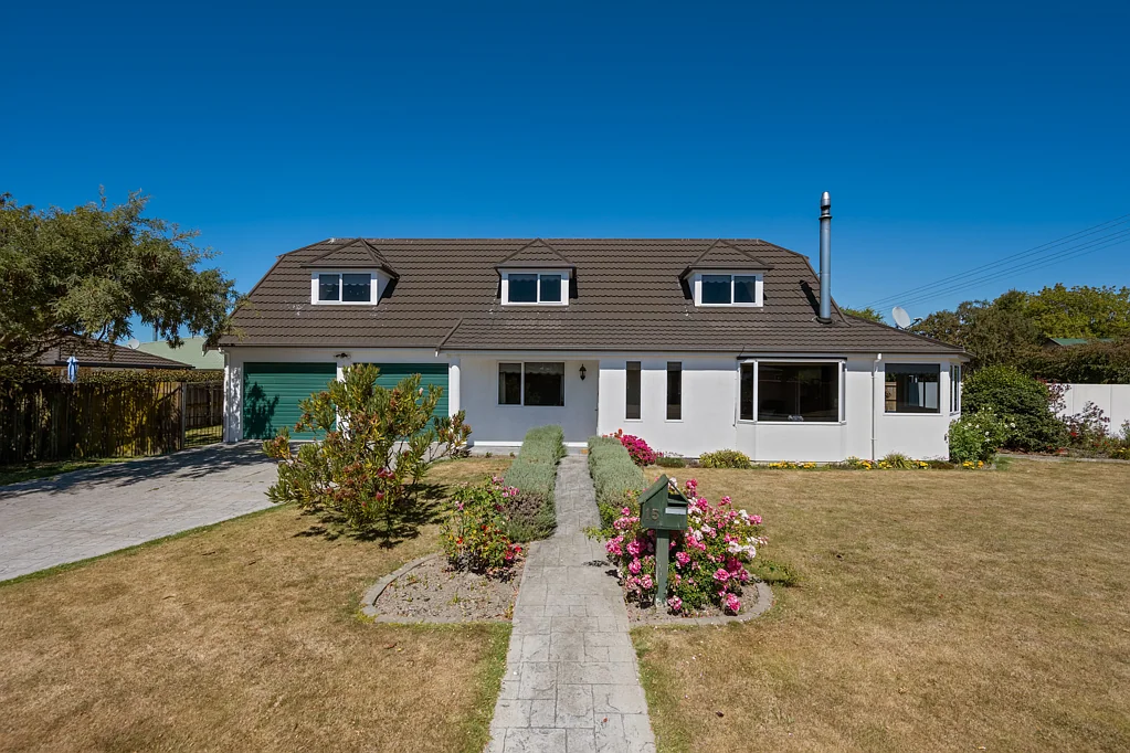 Springlands 4침실 Exceptional Family Living
