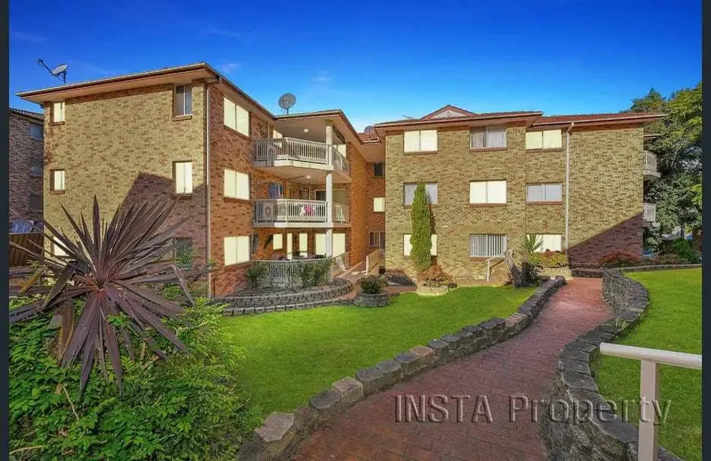 IMPRESSIVE LOCATION & CONVENIENT