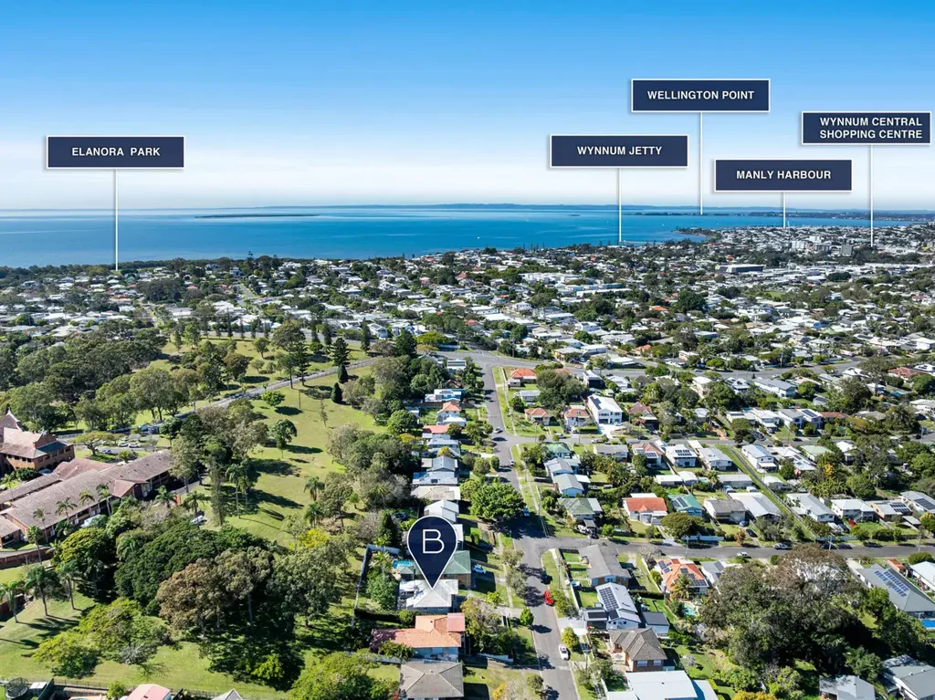 Wynnum 3Zimmer Elevated Family Charm with a North-Facing Backyard