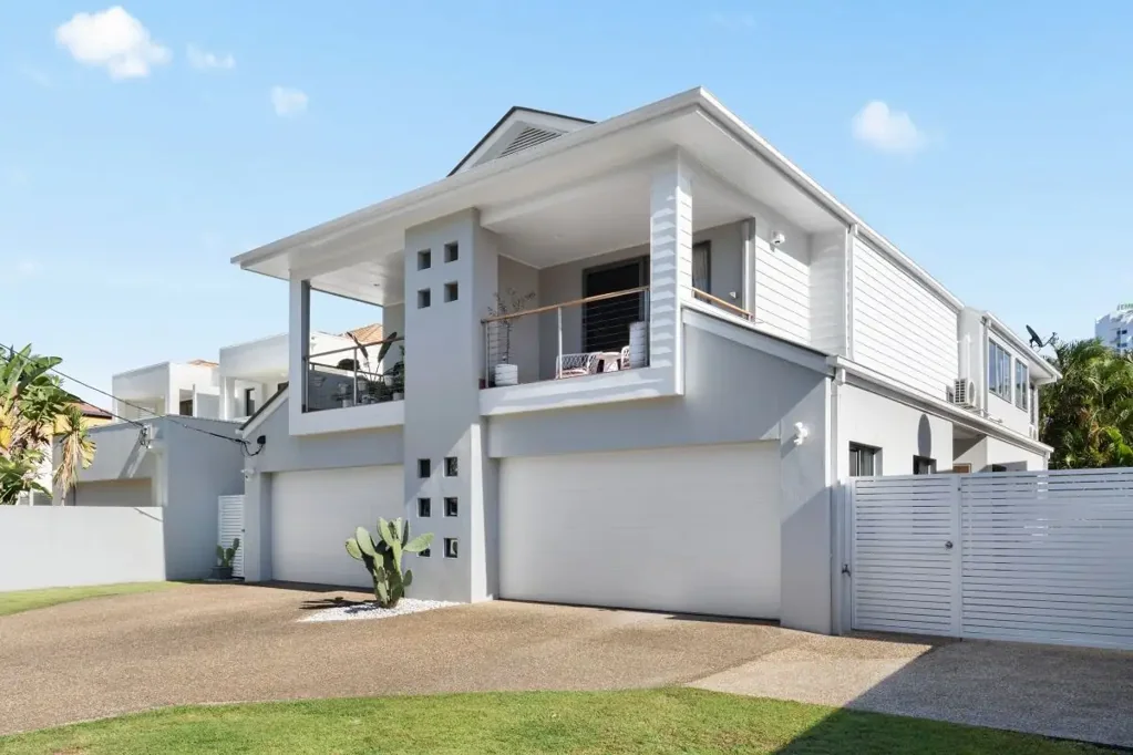 2/79 Paradise Island, Surfers Paradise, QLD 4217