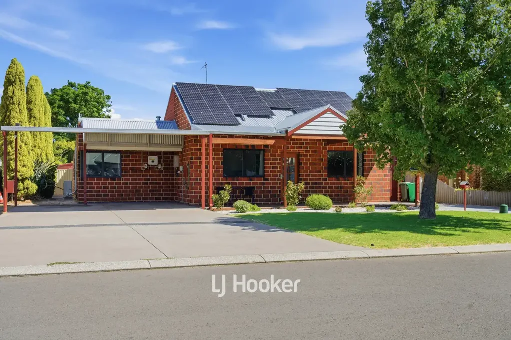 23 Centennial Avenue, Harvey, WA 6220