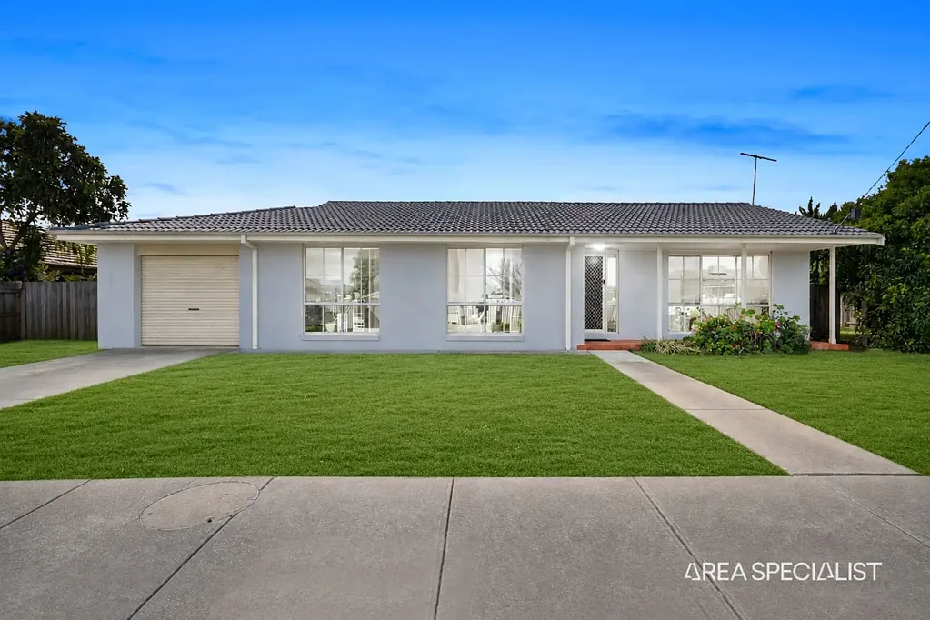 Melton South 3 Slaapkamer THE BRIEF: A Perfect Start or Smart Investment!