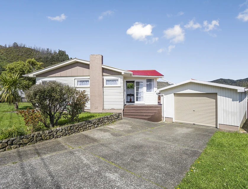 31 Thirlmere Street, Wainuiomata, Lower Hutt, 4 ਕਮਰੇ, 1 ਬਾਥਰੂਮ, House