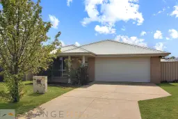 4 Molloy Drive, Orange