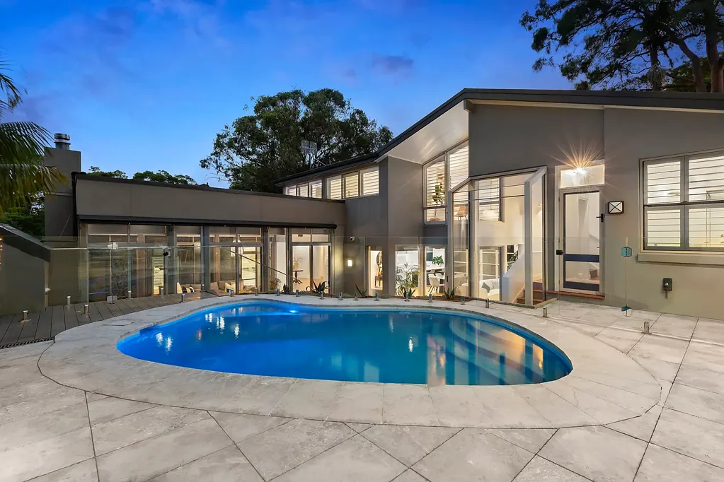 New Lambton Heights 7 Bedroom Luxury Home with House & Garden Pedigree, Fronts Blackbutt Reserve