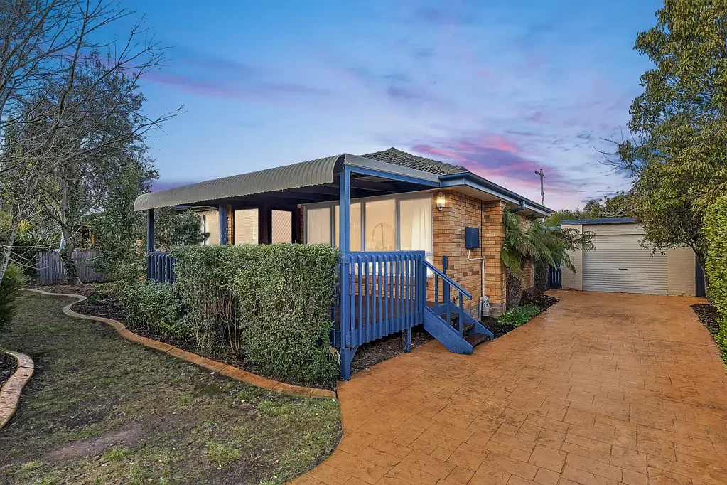 17 Molesworth Street, Watson, ACT 2602