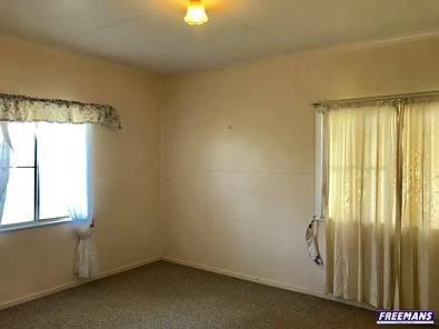 16 Knight Street, Kingaroy, QLD 4610, 3 slaapkamers, 1 badkamers, House