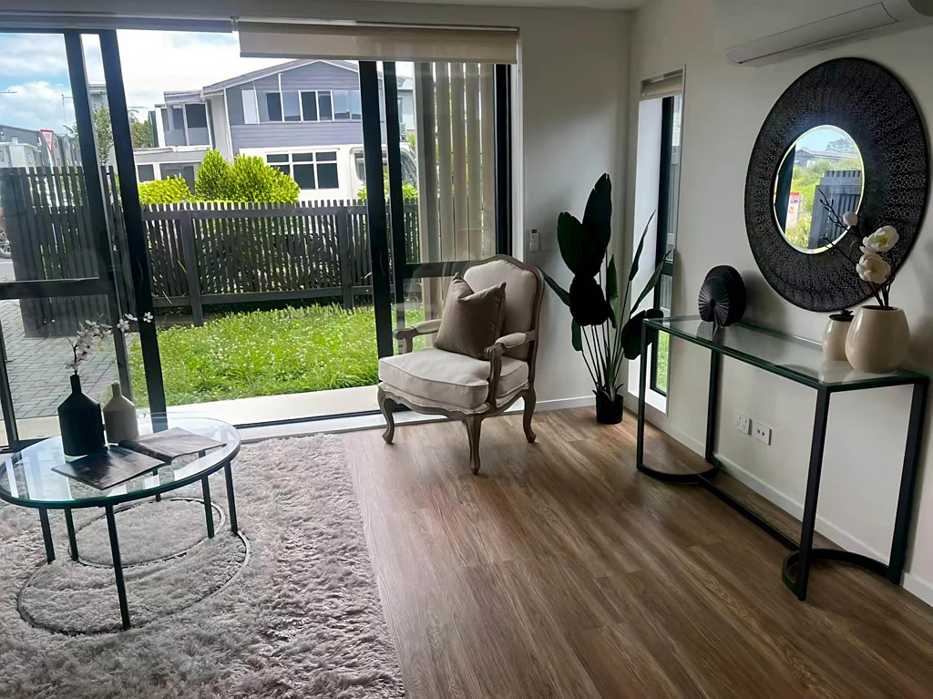 Flat Bush 2غرفة نوم Priced to Sell, Ground Floor Apartment!