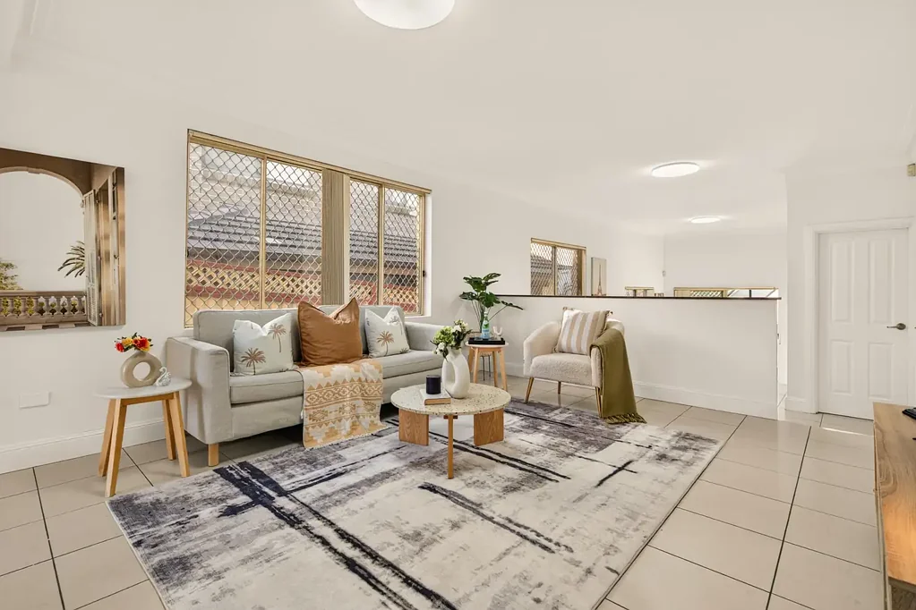 Greystanes 3Kwarto VERSATILE FAMILY HOME WITH SUN-DRENCHED ENTERTAINER'S DECK