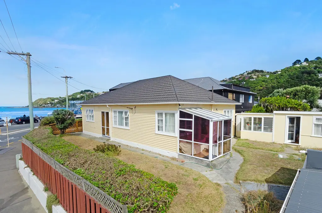 230 Onepu Road, Lyall Bay, Wellington