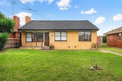 Corio 3 Slaapkamer Solid Brick Home with Potential in a Convenient Corio Location