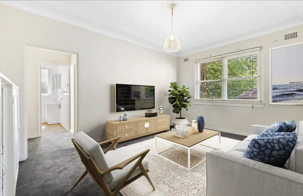11/326 Edgecliff Rd Woollahra sunny quiet top floor apartment