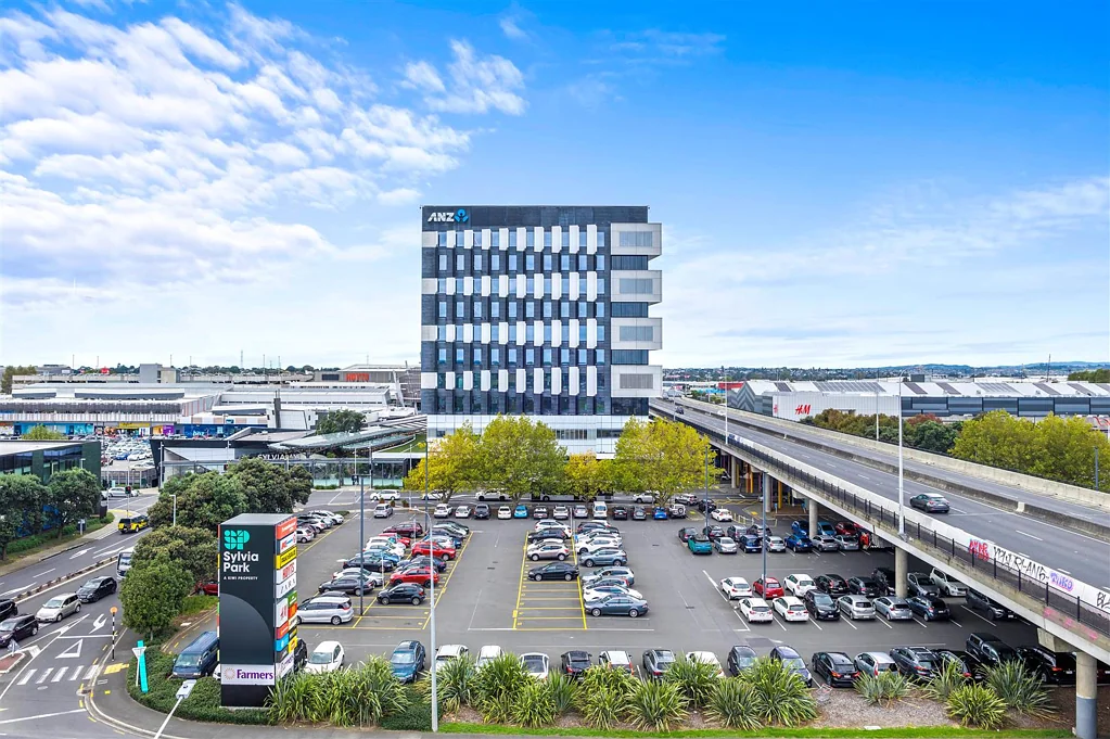 Mount Wellington CBRE - Landmark Office Opportunity