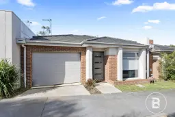 10 Monash Place, Canadian