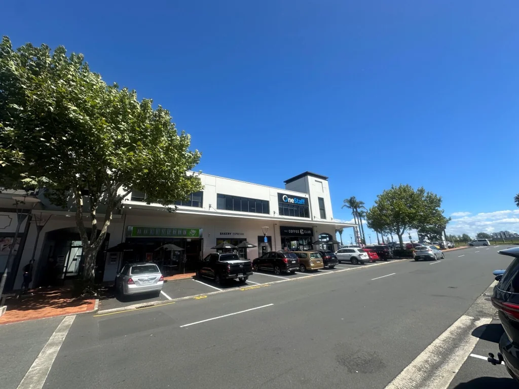 Flat Bush 207sqm Fully Fitted Botany Office