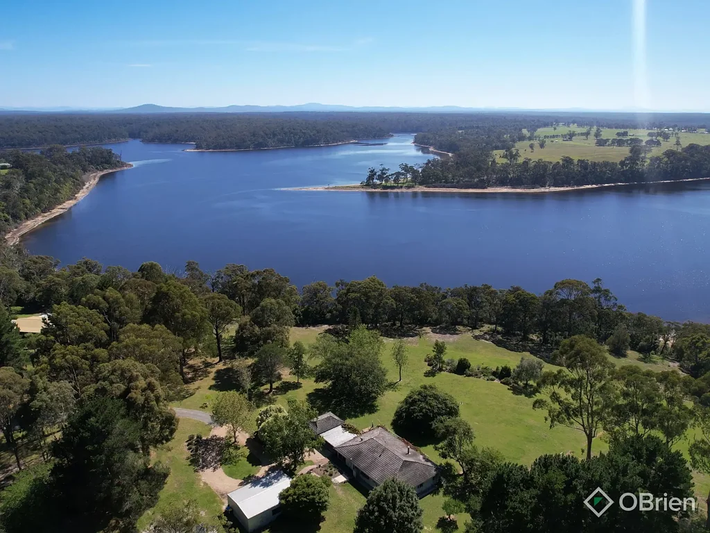 Toorloo Arm 5房  Luxury Lakeside Living Locale