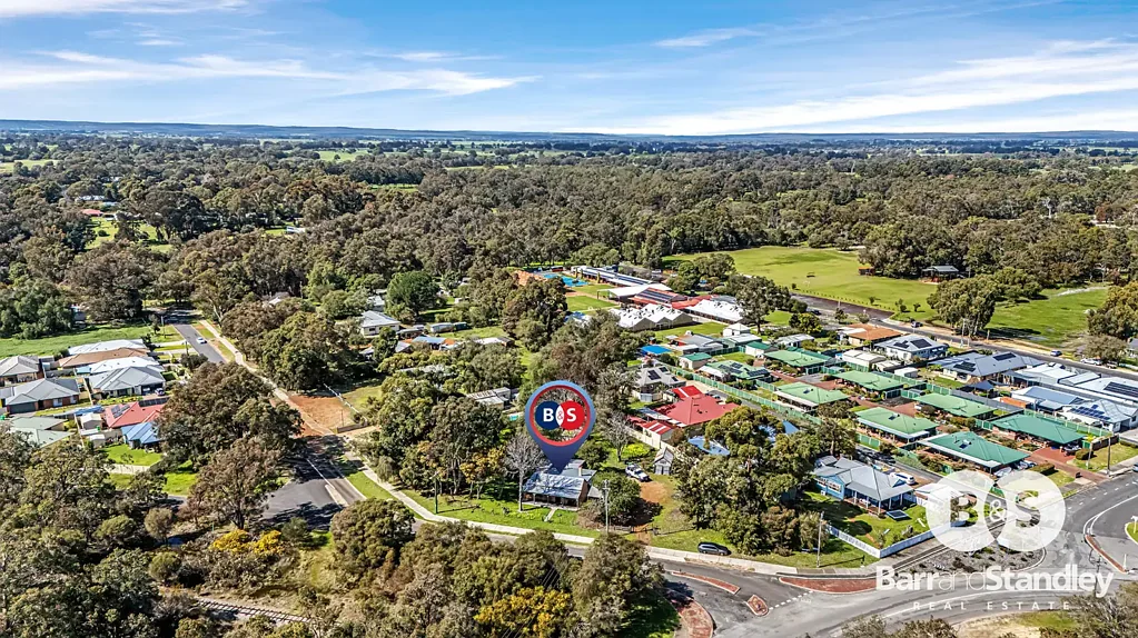 Capel 3ਬੈੱਡਰੂਮ Sub Dividable Potential Property in Capel!