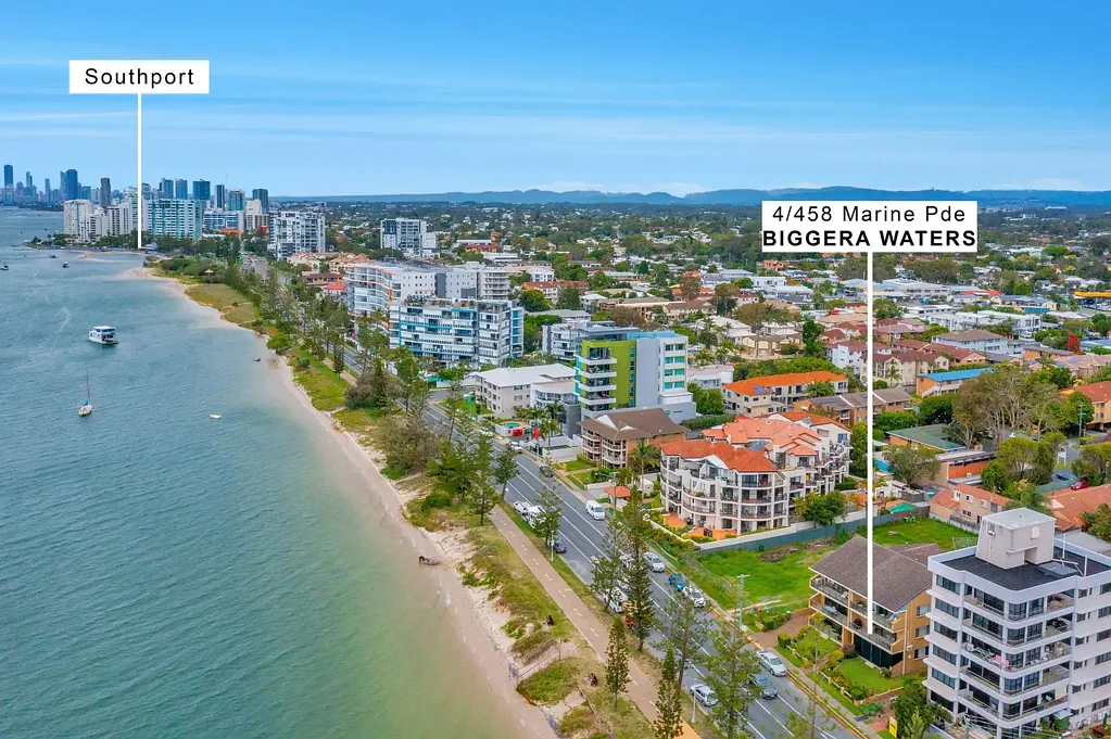 Huge Fully Furnished Apartment with absolute Broadwater Views - flexible stays available