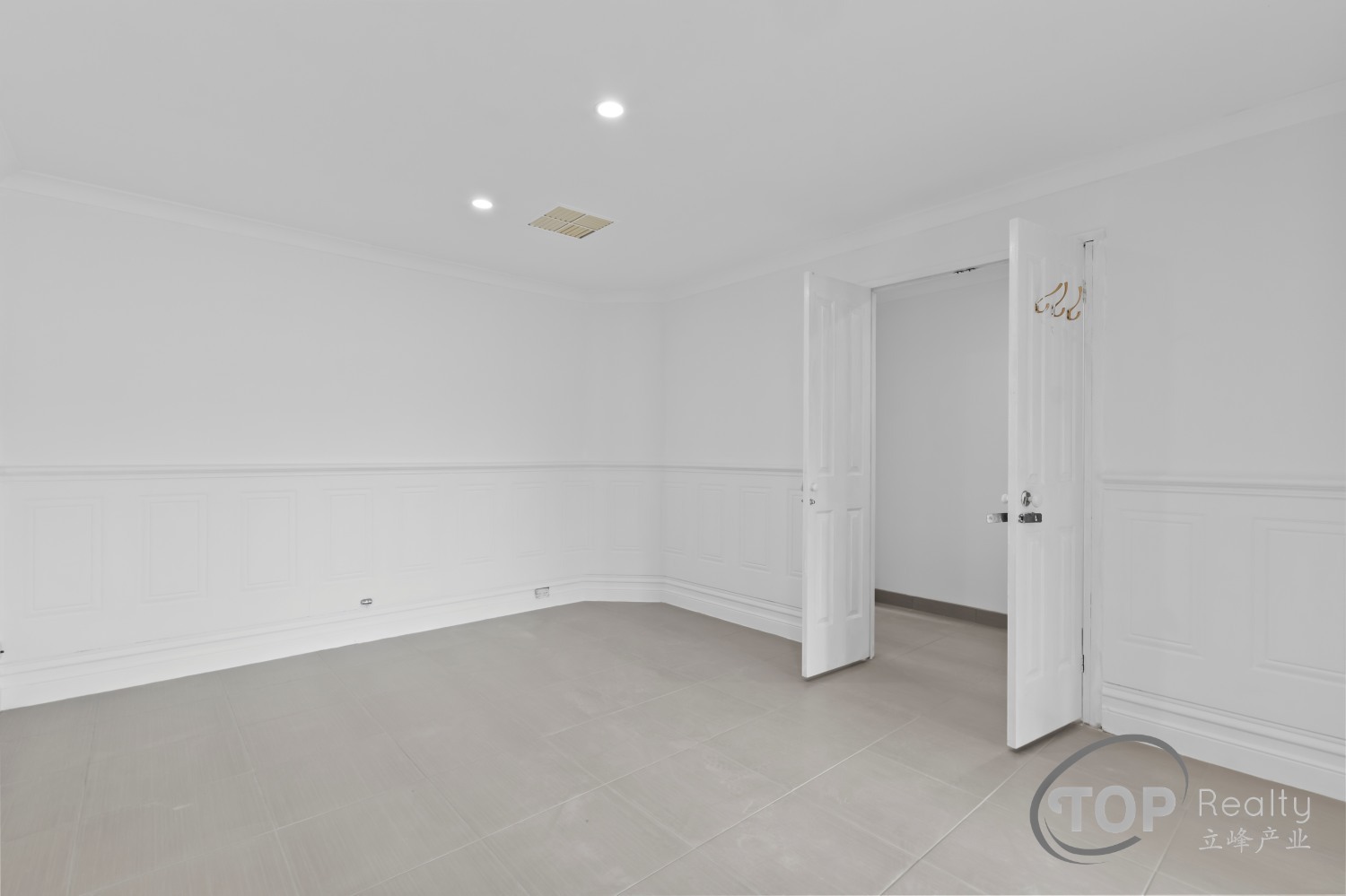 27 ROSTRATA AV, WILLETTON WA 6155, 0部屋, 0バスルーム, House