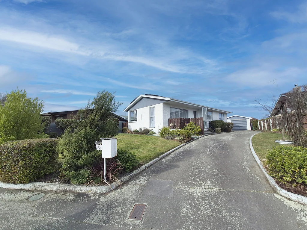 Three Bedrooms - Prime Location