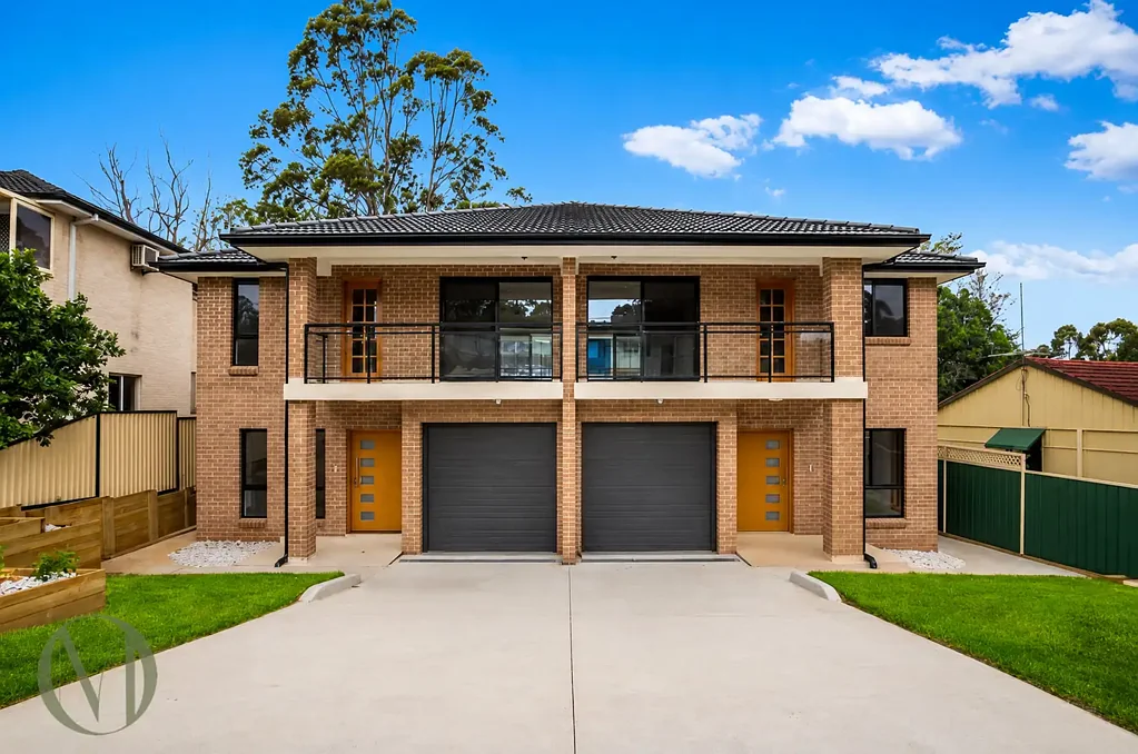 Dundas Valley 4Habitaciones Contemporary Family Living in a Prime Dundas Valley Location