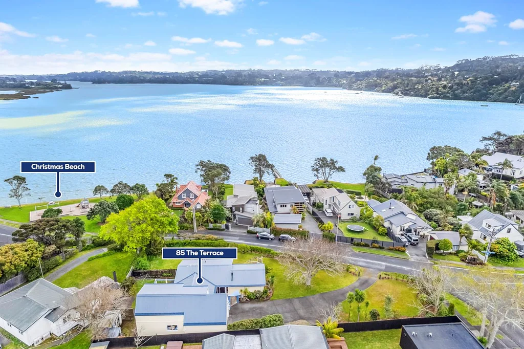 85 The Terrace, Herald Island, Waitakere City, Auckland