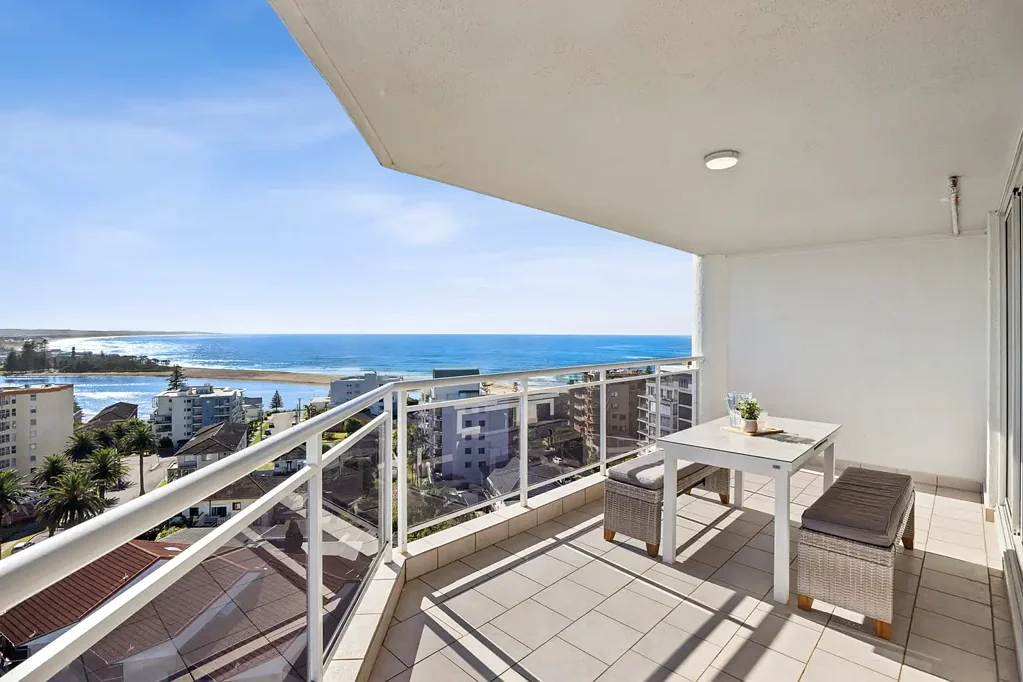 The Entrance 2 Slaapkamer Uninterrupted north facing ocean views from the tenth floor