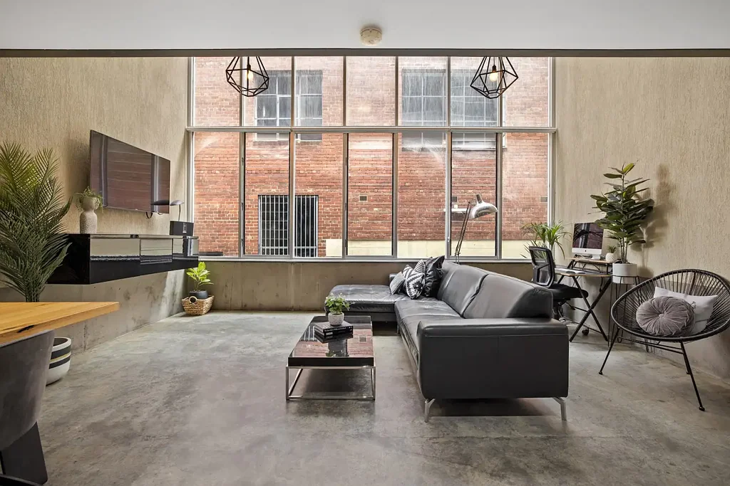 Multilevel Living on Mirka