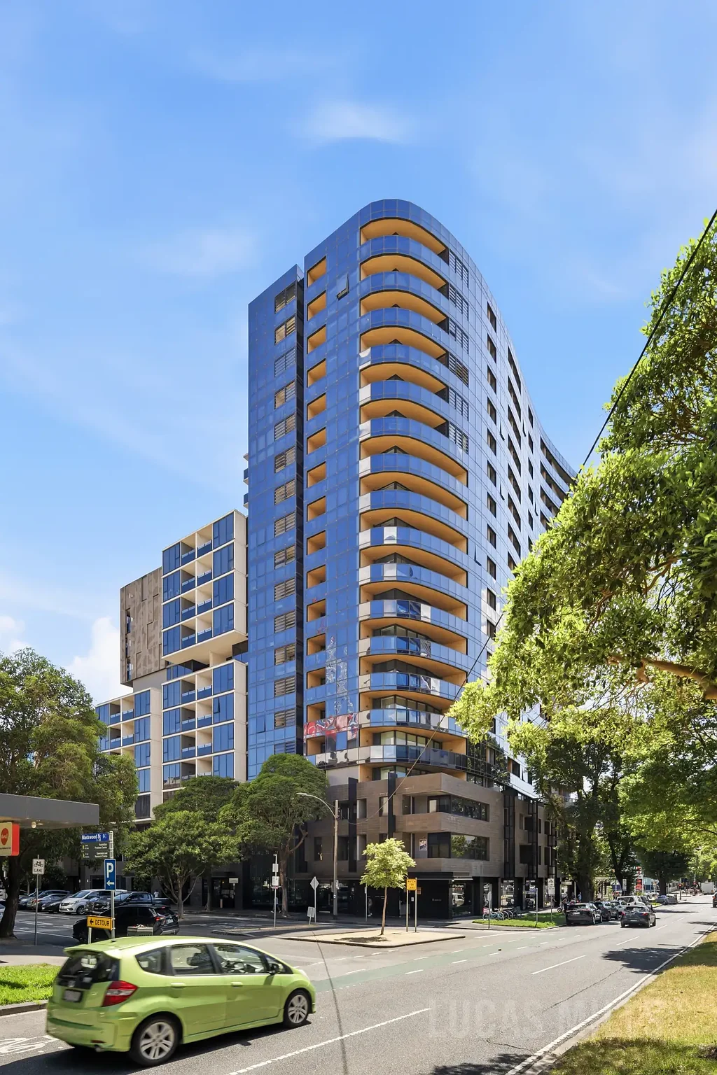 North Melbourne 2chambre Resort-Style Living with Inner-City Ease