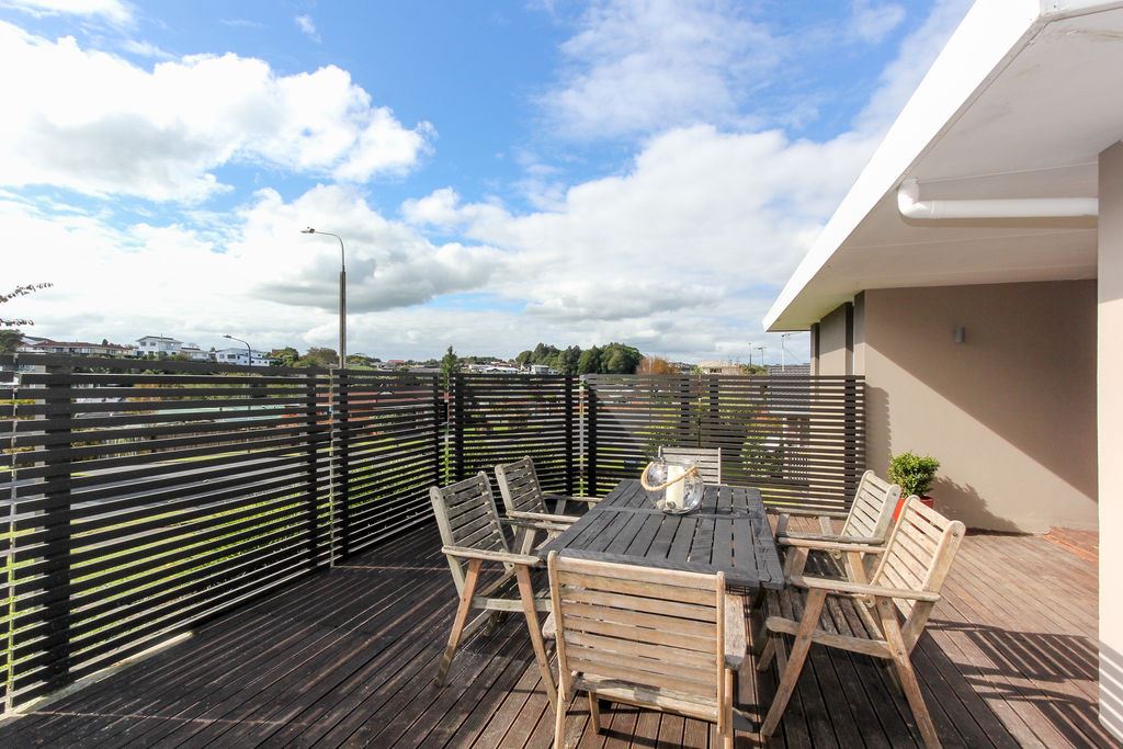 5 Caledonia Place, Highlands Park, New Plymouth, 4 habitaciones, 0 baños