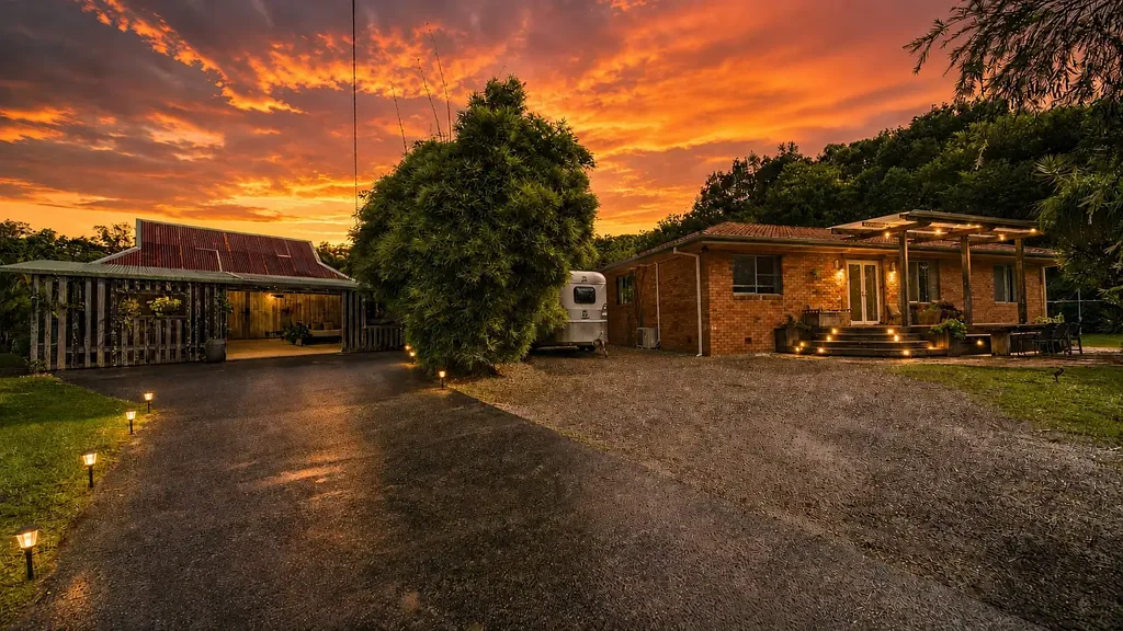 Mullumbimby 3 Bedroom Don't Stop Believing!