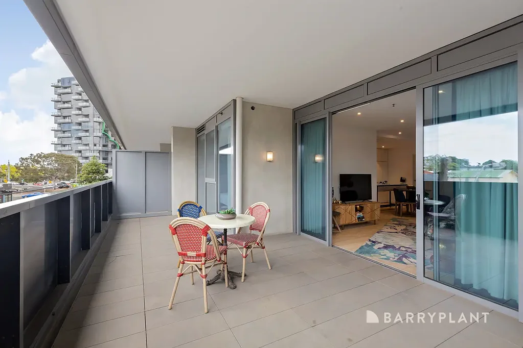 Flemington 1ਬੈੱਡਰੂਮ Sophisticated Urban Living with a Secure Investment & Spectacular Entertainer's Terrace!