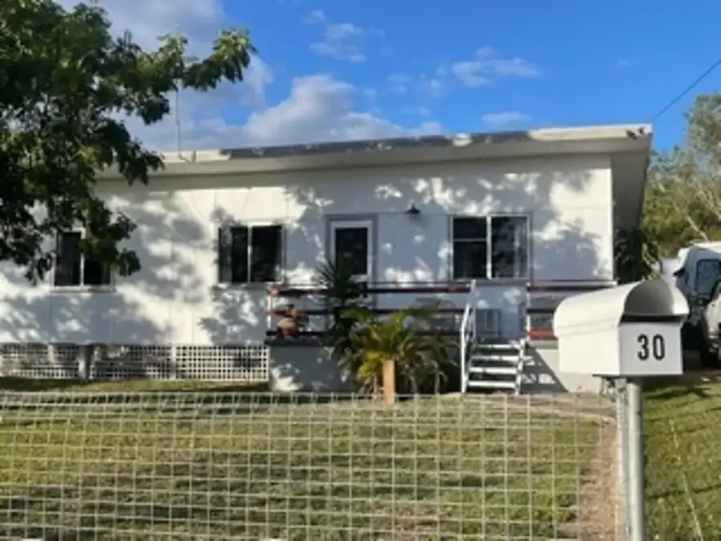 Affordable - Modern- 3 bedrooms + Outdoor Area, air conditioned, solar power.